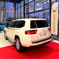 تويوتا لاندكروزر